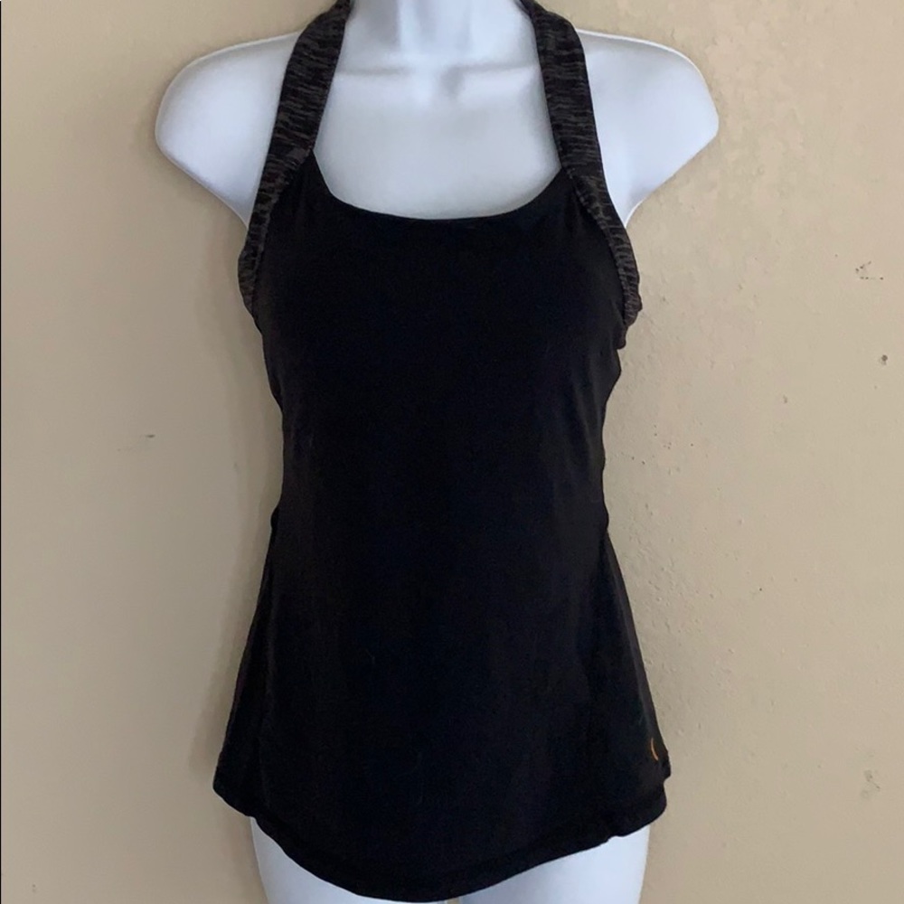 Lucy strappy back fitted tank - Picture 2 of 8